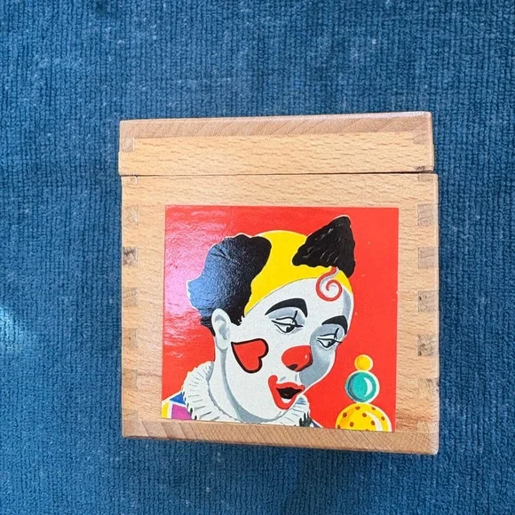 Vintage Hermann Eichorn Wooden Jack in the Box. - Picture 6 of 7